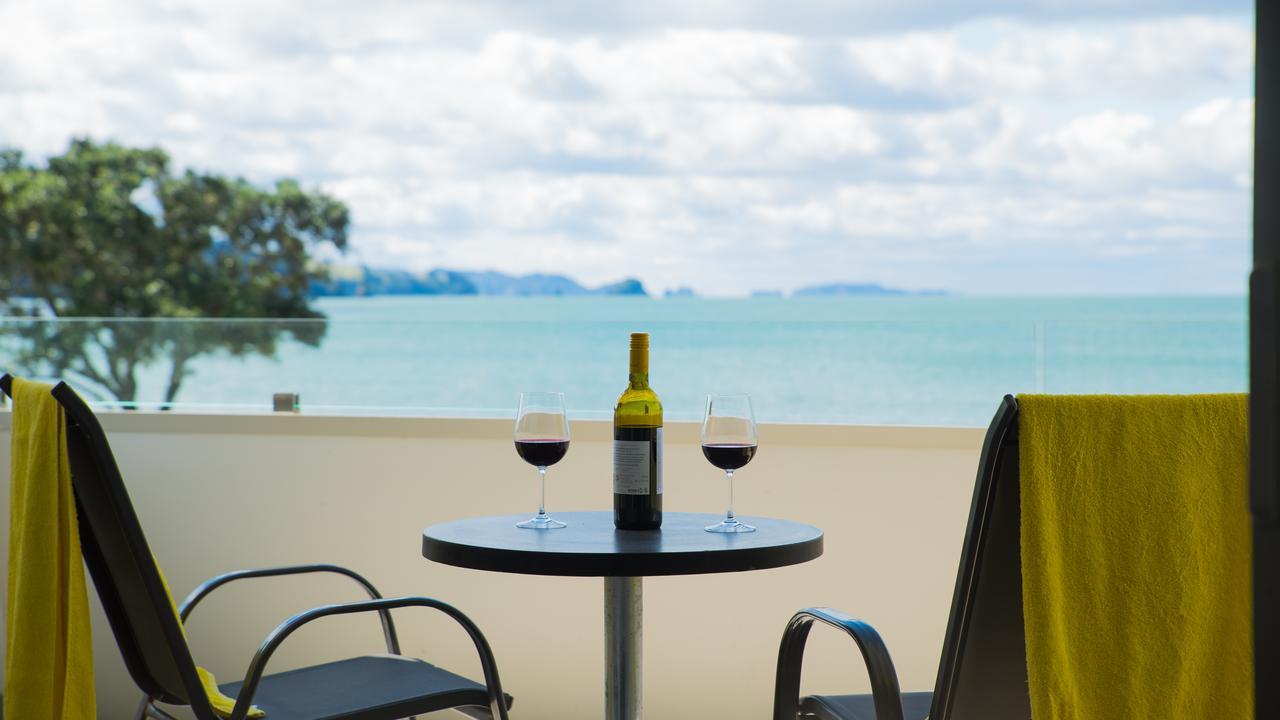The Oceanside Motel Whitianga Kültér fotó