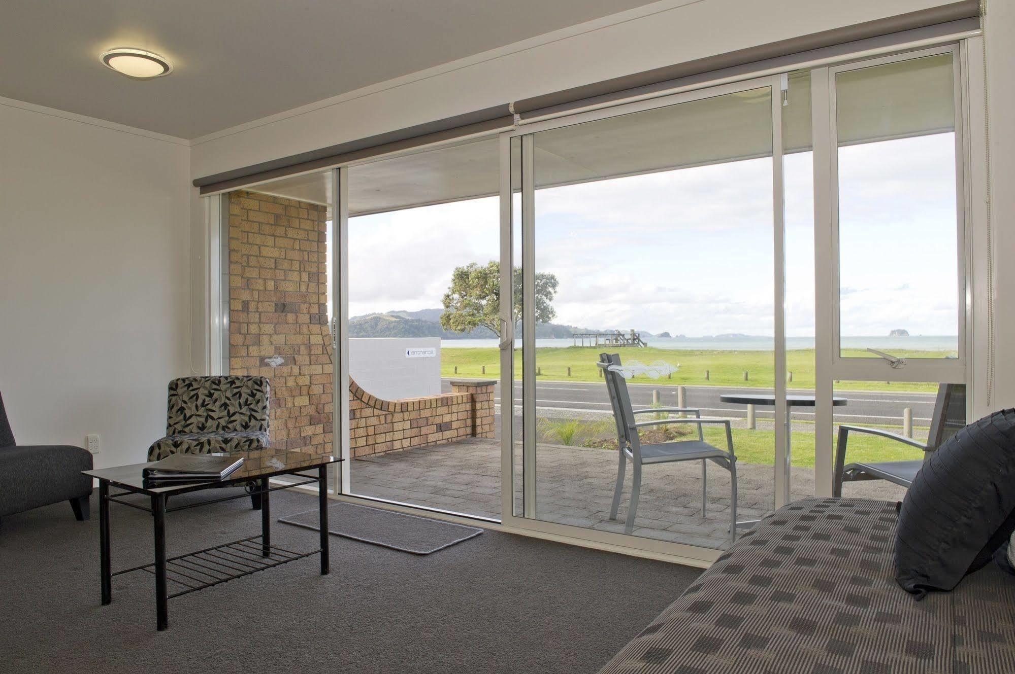 The Oceanside Motel Whitianga Kültér fotó