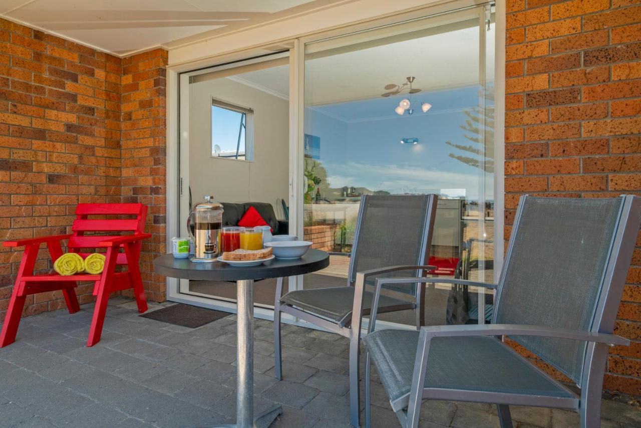 The Oceanside Motel Whitianga Kültér fotó